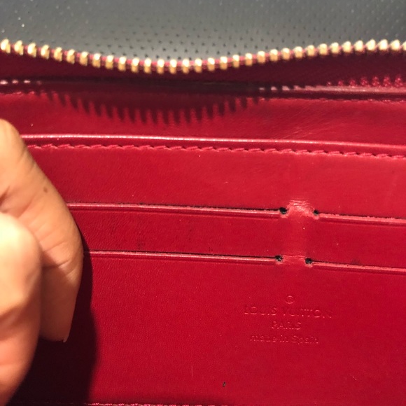 Authentic LV wallet with new hardware - Picture 2 of 6